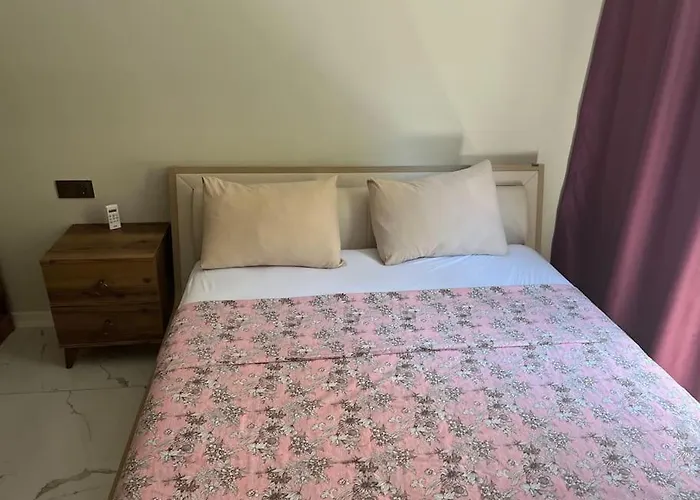 Apartment Retro 3 *